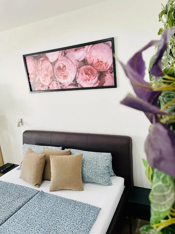 Attila Studio Apartments Hajdúszoboszló Węgry